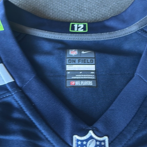 Women’s small Seattle Seahawks #12 jersey - Picture 2 of 4